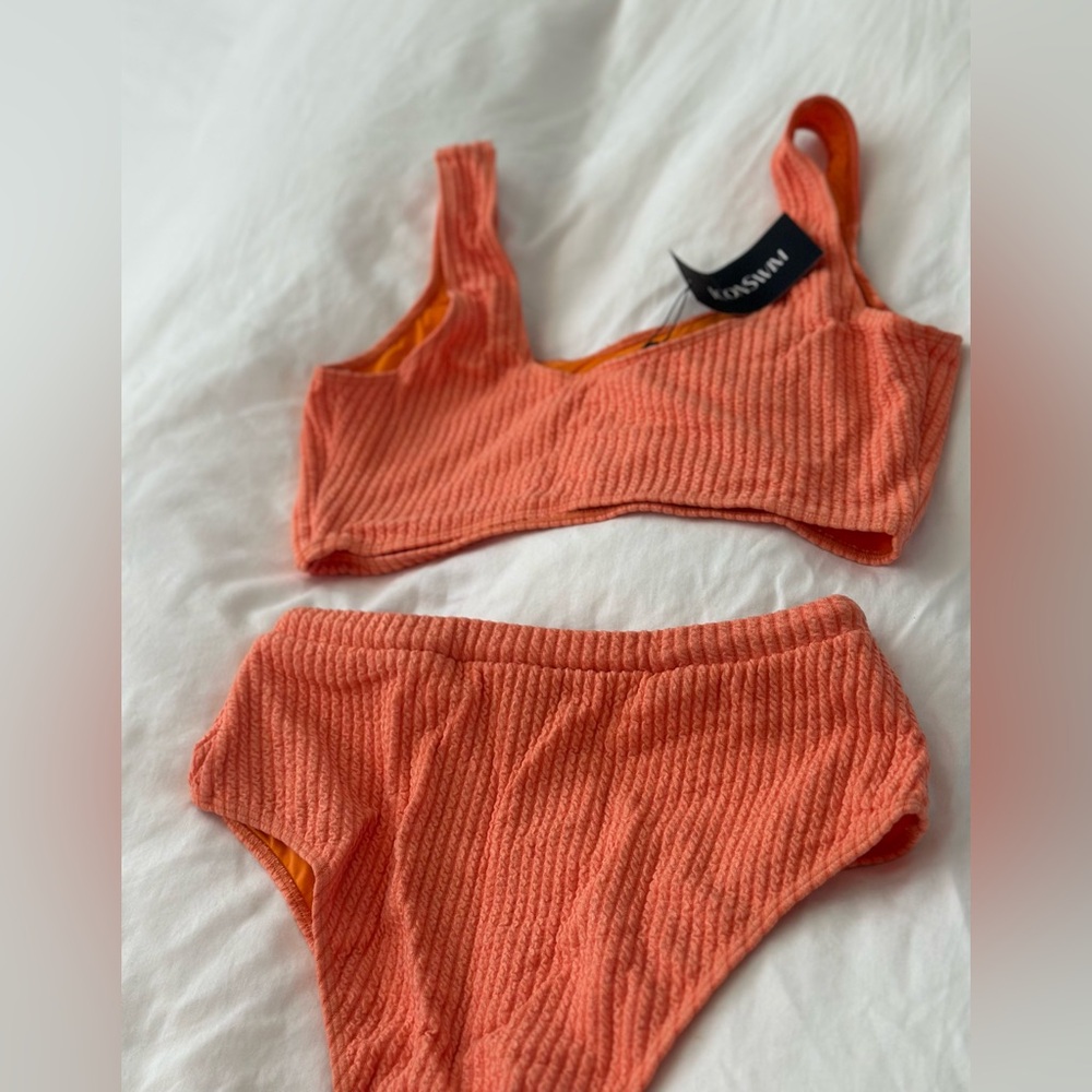 NEW Orange Ribbed Bikini Set - Picture 3 of 4